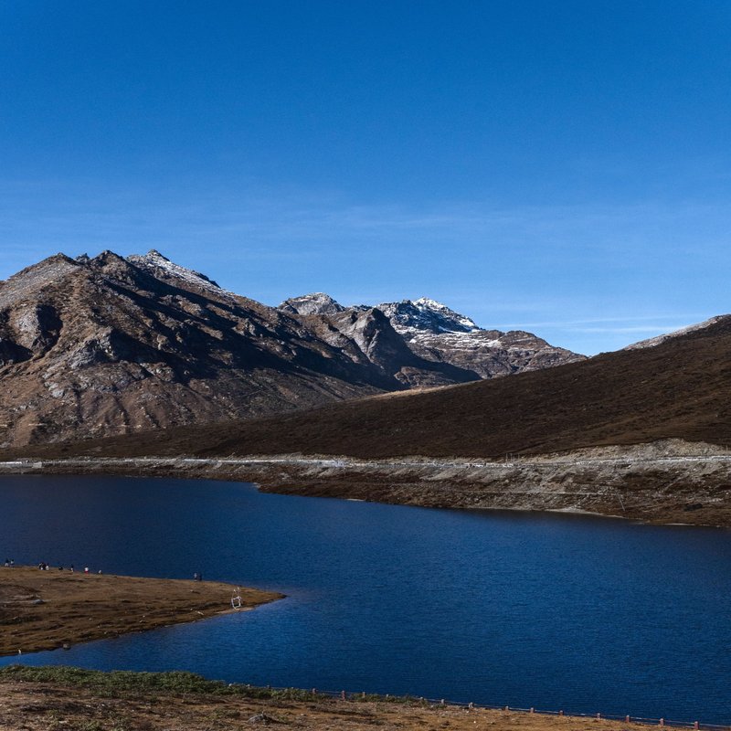 Sela to Bumla &mdash; The High Road to the Border